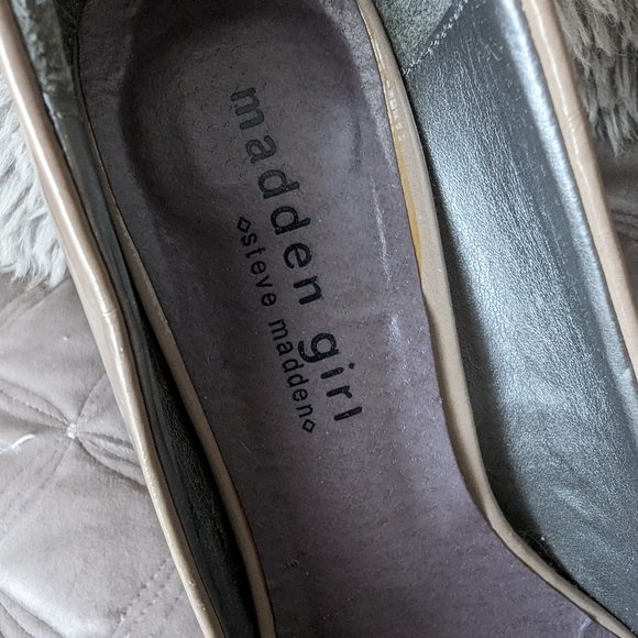 Madden Girl by Steve Madden peep toe high heeled shoes. Women Size 8. Olicia - Picture 7 of 9